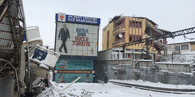 Şirin Payzın'dan insanlık dışı deprem paylaşımı!