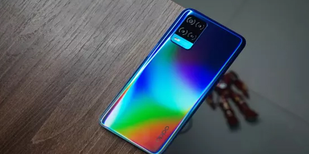 Siri'ye rakip geliyor! Oppo rüzgar gibi esecek: Yapay zeka asistanı için ticari marka başvurusu yaptı