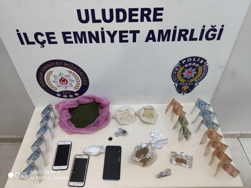 Şırnak’ta 2 uyuşturucu taciri tutuklandı 