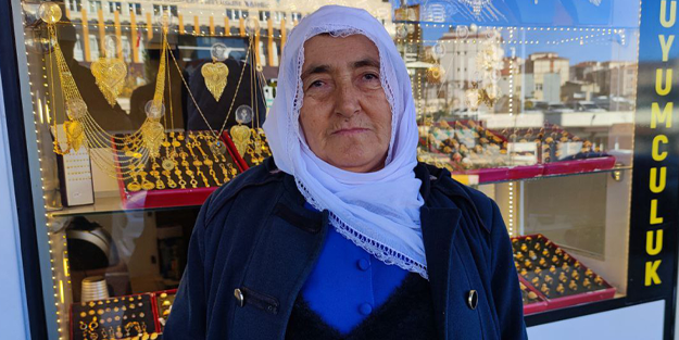 Şırnak’ta 65 yaşındaki kadından duygulandıran davranış