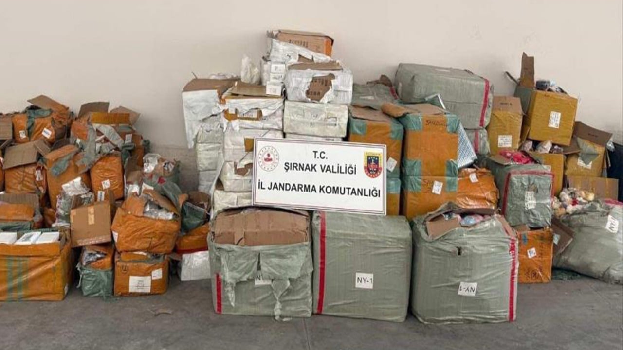 Şırnak'ta 77 milyon liralık kaçak ürün ele geçirildi