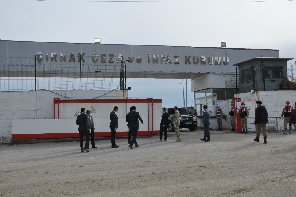 Şırnak’ta adliye ve cezaevi dezenfekte edildi 