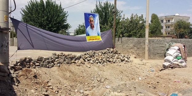 Şırnak'ta Apo posterleri asıldı!