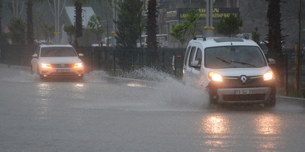 Şırnak’ta eğitime 1 gün ara verildi