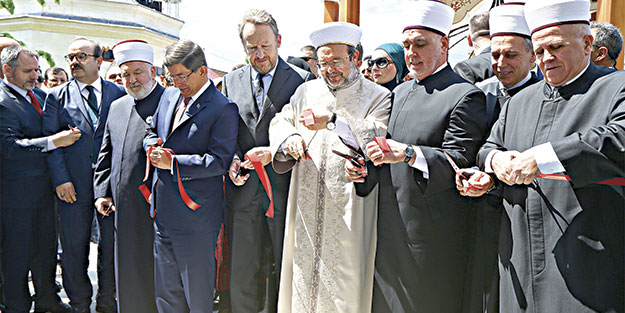 Sırplar yıktı Türkiye yaptı