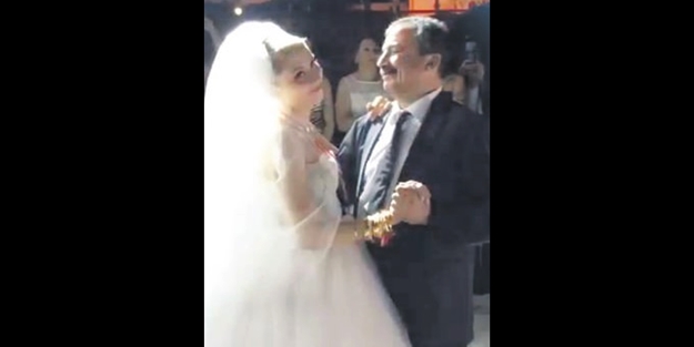 Sırrı Süreyya Önder'den düğün açıklaması