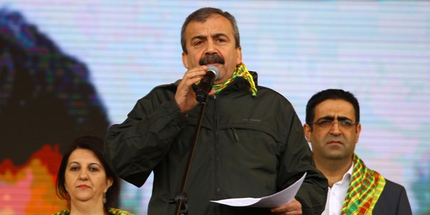 Sırrı Süreyya Önder'den ilk açıklama!