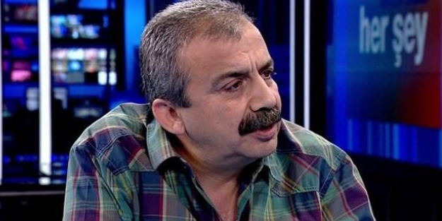 Sırrı Süreyya Önder'e büyük şok!
