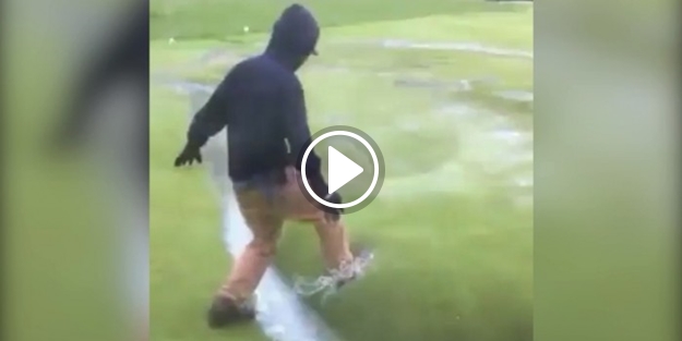 Şişen yosun tabakası işte böyle patladı!