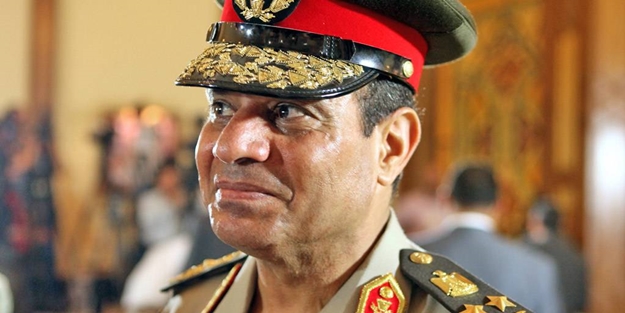 Darbeci Sisi yemin etti