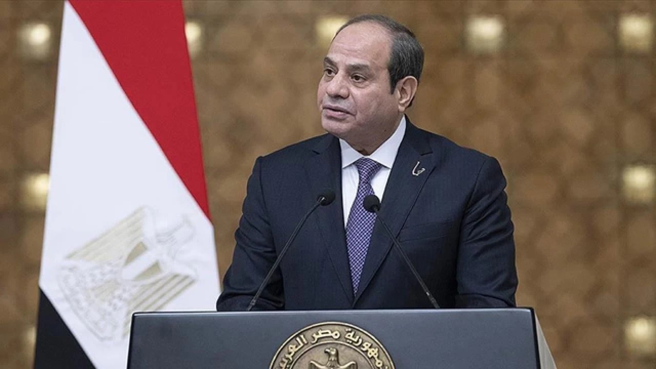 Sisi: "Dünya, Filistin halkının efsanevi direnişine tanıklık ediyor"