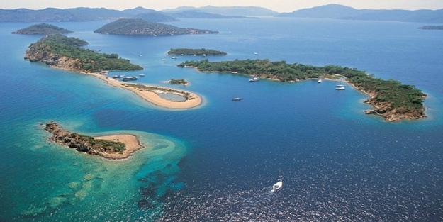 Darbeci o iki adayı vermiyor!