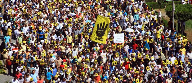 Sisi cuntasına karşı gösteriler hız kesmiyor