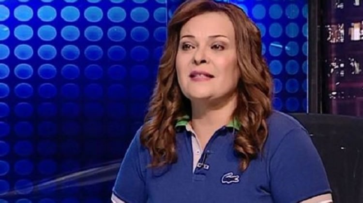 Sisi'yi eleştiren sunucu apar topar içeri atıldı