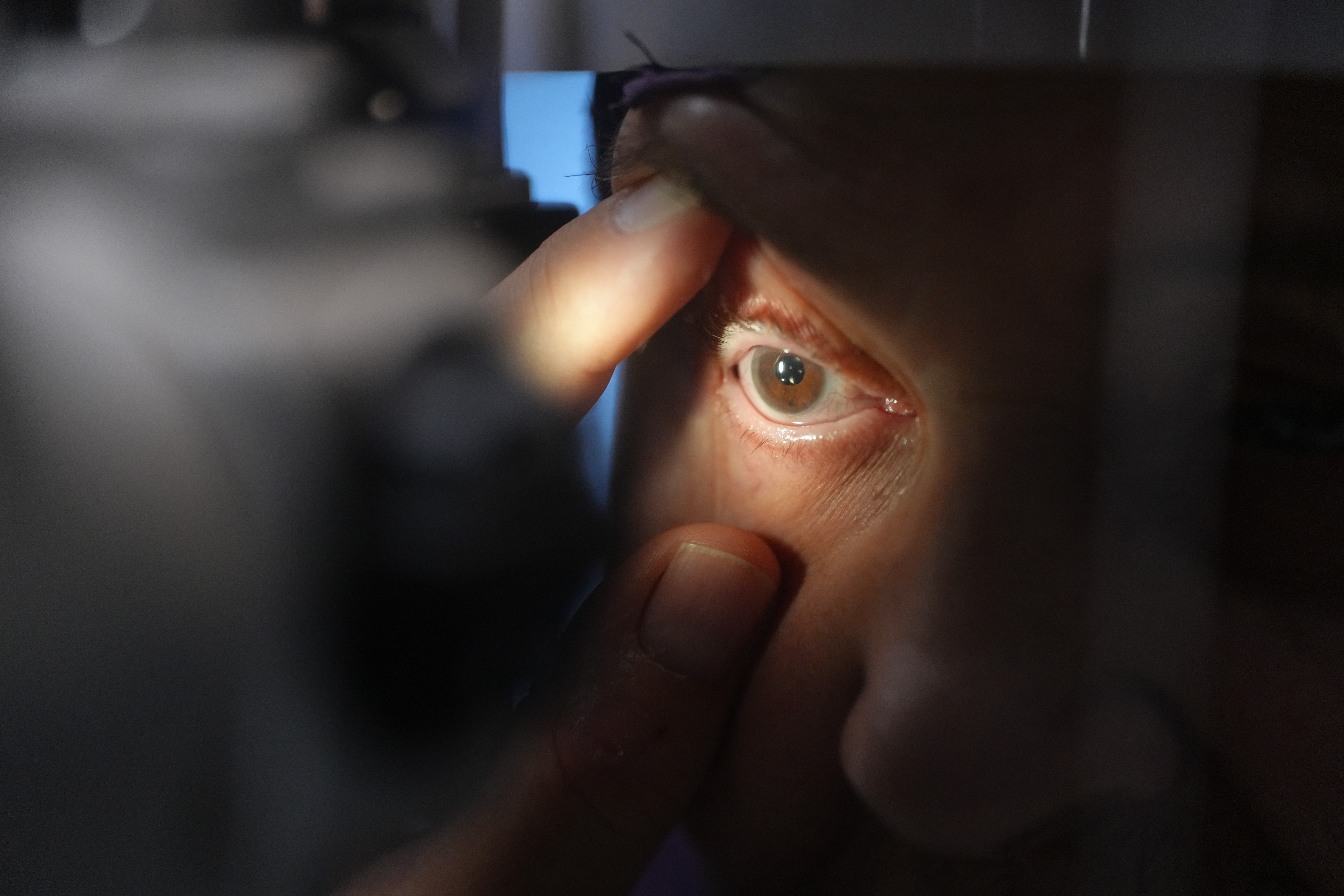 Sisler içinden aydınlağa kavuştu