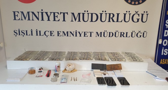 Şişli'de sahte dolar operasyonu