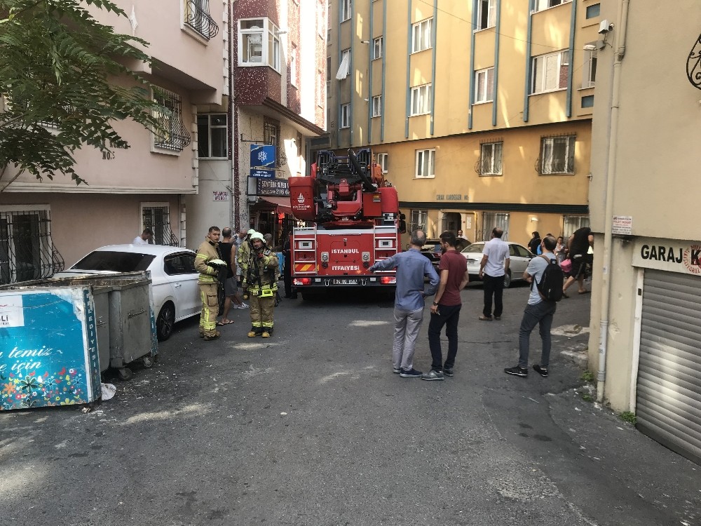 Şişli’de yangın paniği 