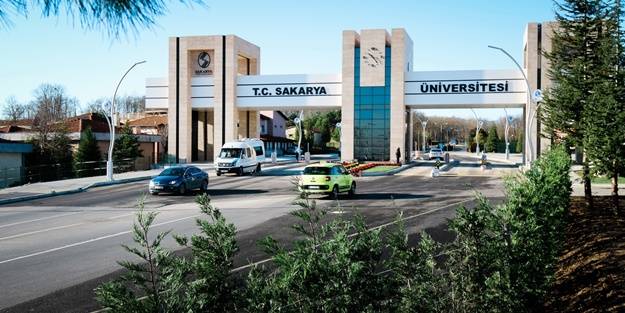 'Sistemsel hata' nedeniyle yüksek lisans başvurusu reddedildi! Genç adam isyan etti