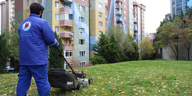 Site bahçelerinin kışlık bakımları tamamlandı