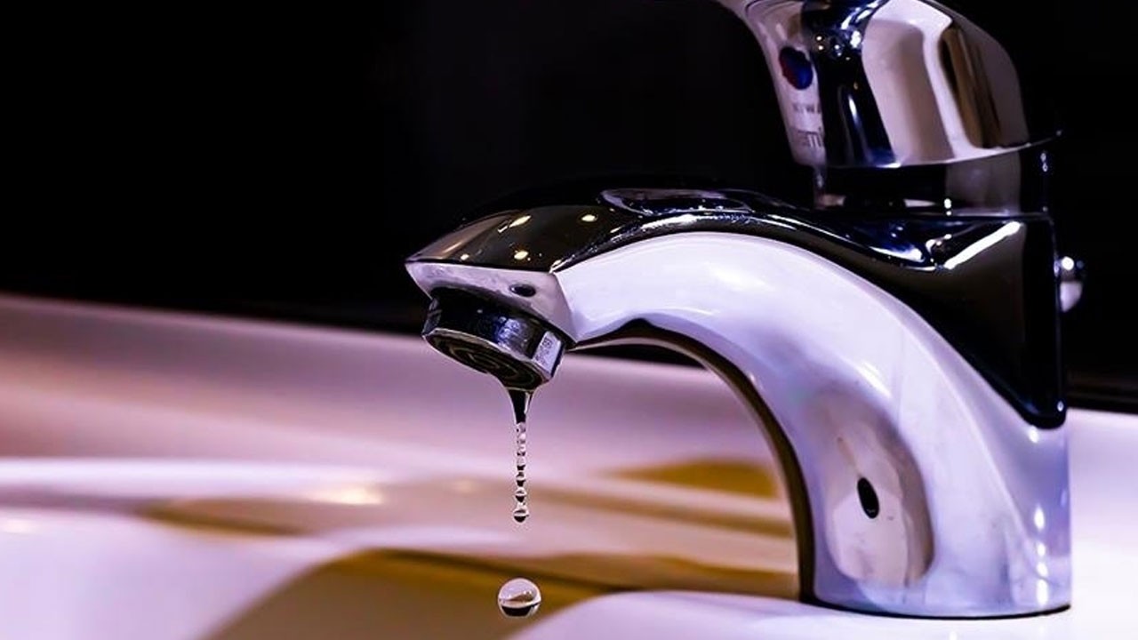 Site sakinlerinden ilginç tepki! Yapay zeka su kesintisine şarkı yaptı