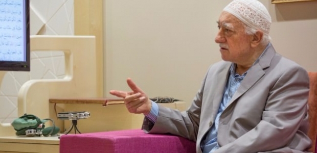 Sitesi kapanan Gülen yeni mecra buldu