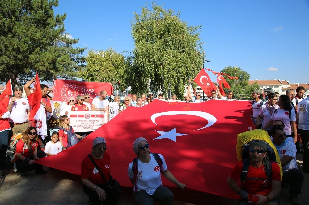 Sivas Kongresi’nin 100. Yılı için yürüyüş 
