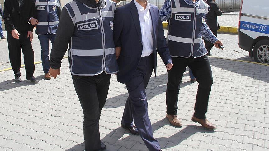 Sivas merkezli FETÖ operasyonunda 25 gözaltı