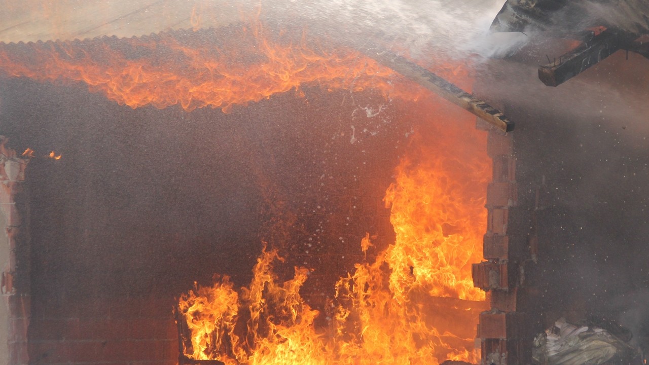 Sivas’ın Zara ilçesinde yangın