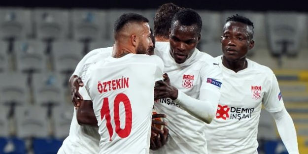 Sivasspor Avrupa'da emin adımlarla ilerliyor