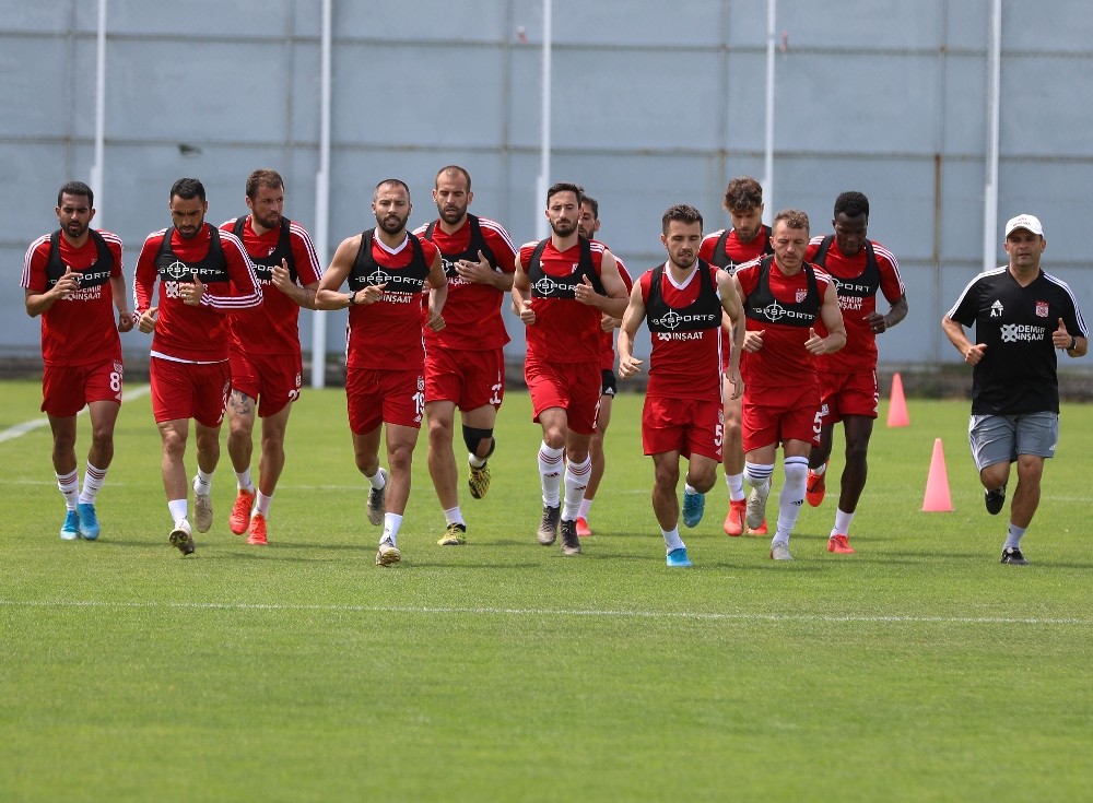 Sivasspor, Denizlispor hazırlıklarını sürdürüyor 