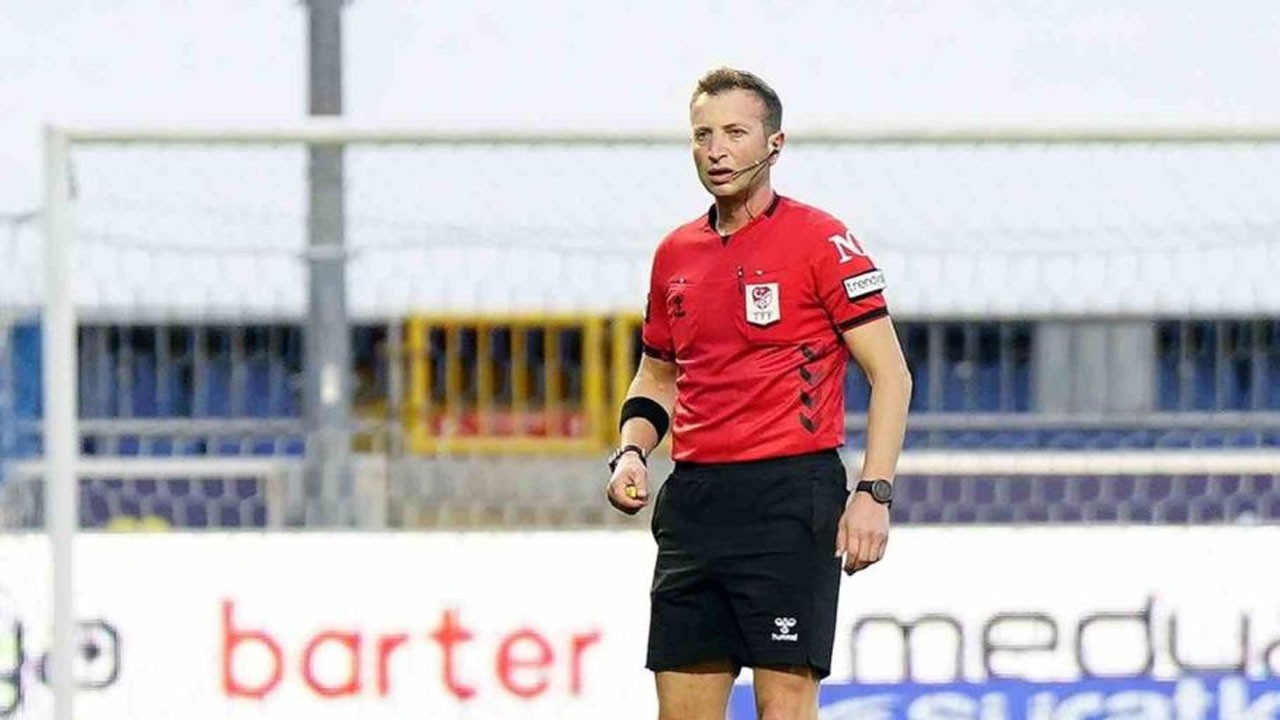 Sivasspor-Fenerbahçe maçının hakemi belli oldu