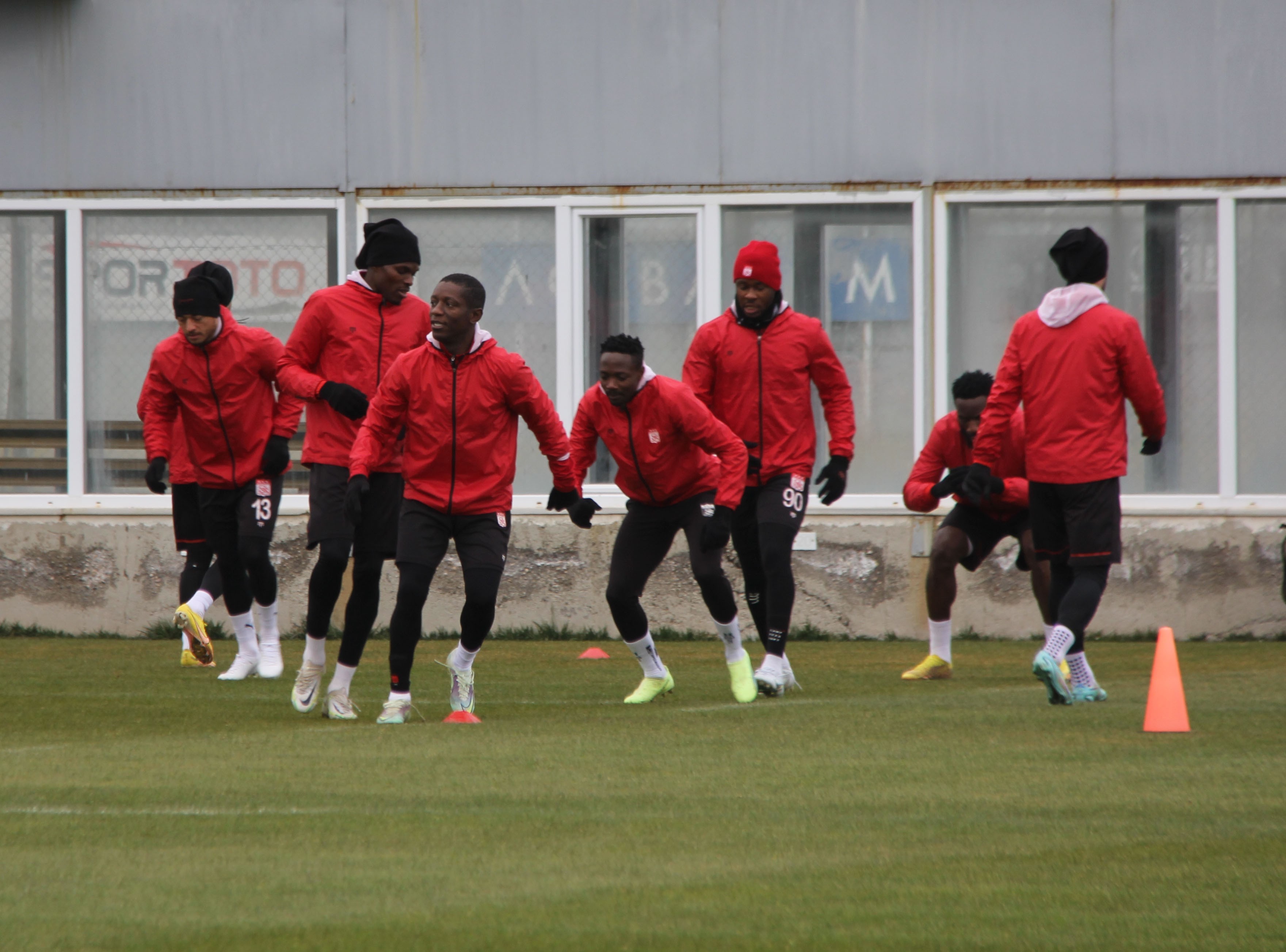 Sivasspor galibiyet için hazırlanıyor