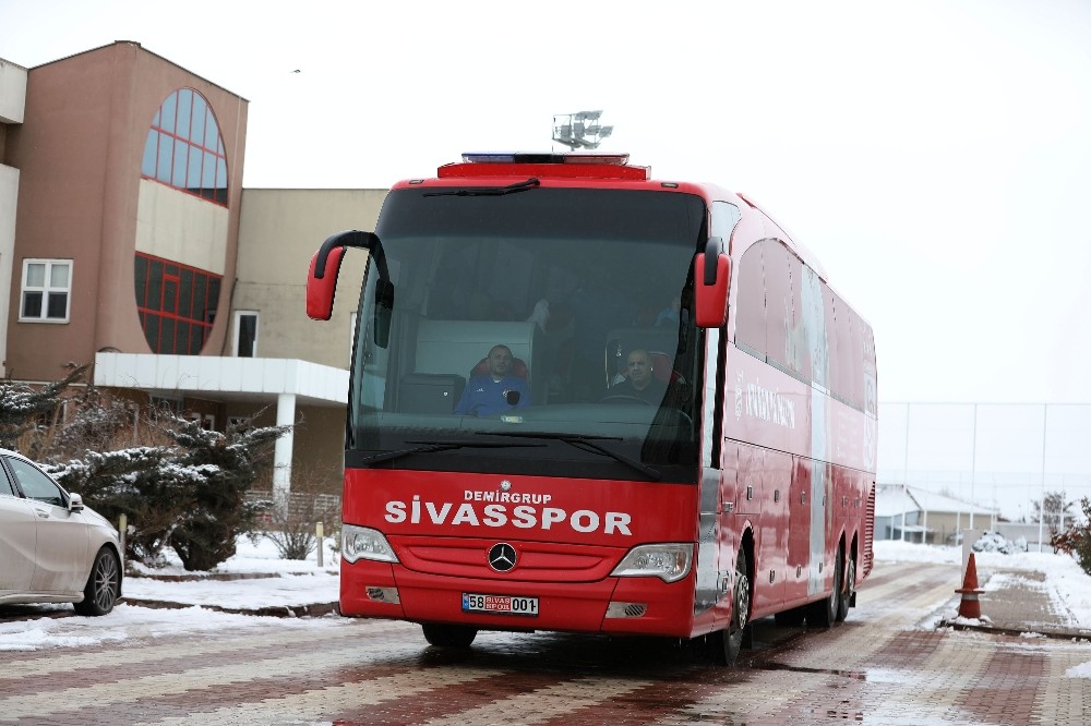 Sivasspor, Gaziantep’e gitti 