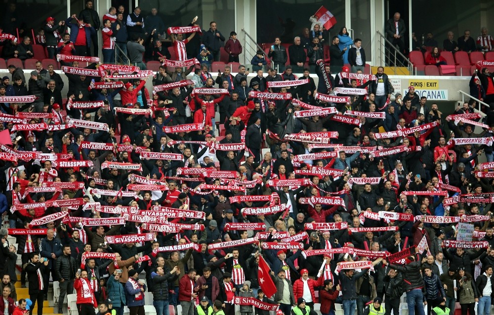 Sivasspor-Göztepe maçının biletleri satışta 