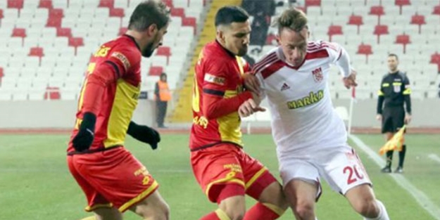 Sivasspor gruptan çıkmayı garantiledi