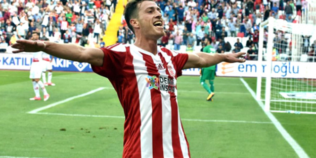 Sivasspor sahasında güçlükle kazandı!