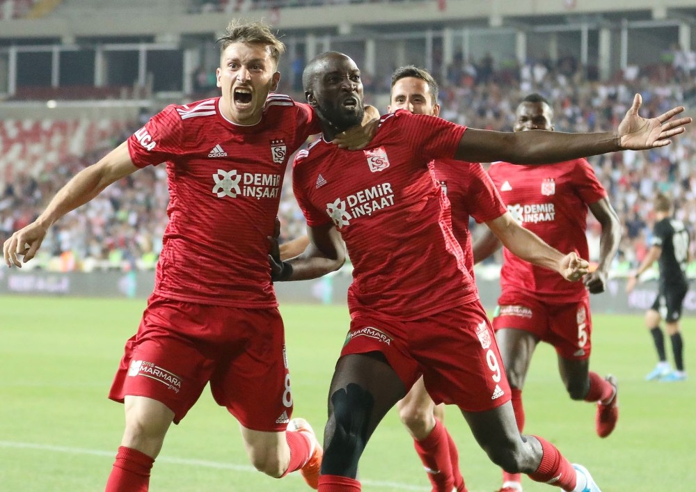 Sivasspor’a 2 gün izin verildi 