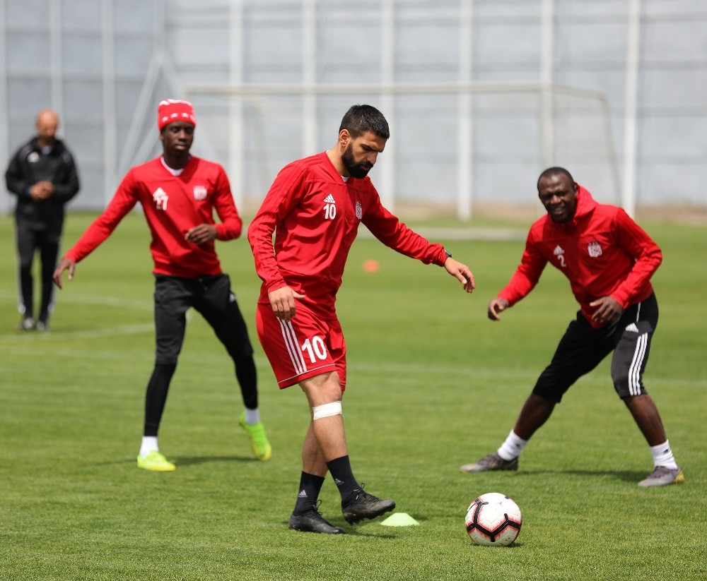 Sivasspor’da, Başakşehir hazırlıkları sürüyor 