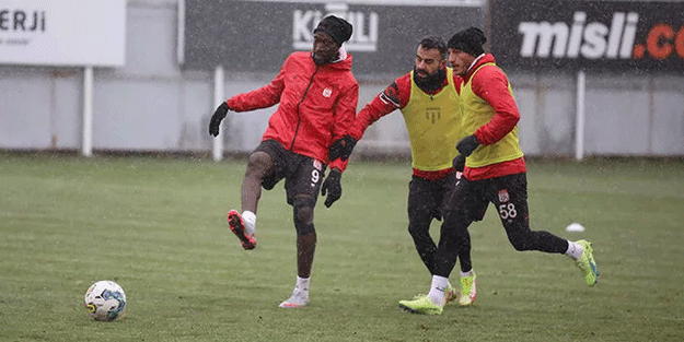 Sivasspor'da Başakşehir maçı hazırlığı