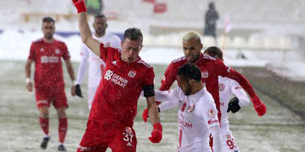 Sivasspor'da düşüş sürüyor! Kupaya veda ettiler