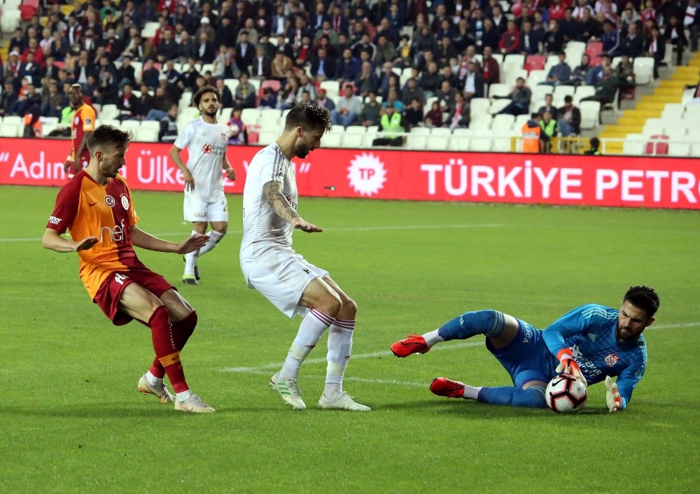 Sivasspor’da galibiyet hasreti sona erdi 