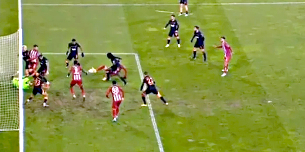 Sivasspor'dan beklenen hamle geldi! Kimse bu kadarını beklemiyordu...