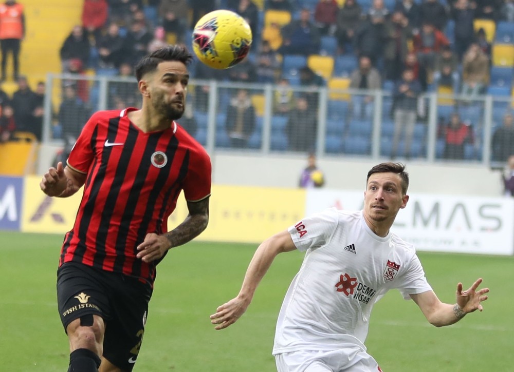 Sivasspor’un 7 maçlık galibiyet serisi sona erdi 