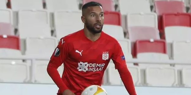 Sivasspor’un yıldızı koronavirüse yakalandı