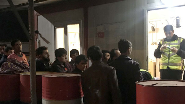 Sivas'ta 17 düzensiz göçmen yakalandı