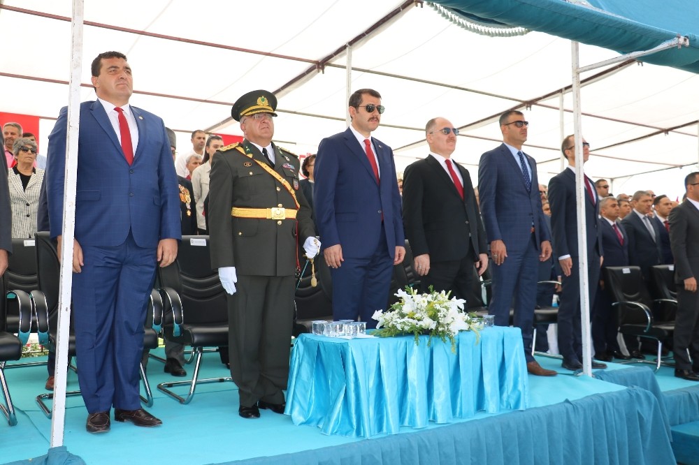 Sivas’ta 30 Ağustos Zafer Bayramı kutlandı 