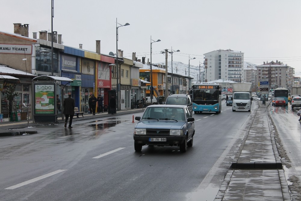 Sivas’ta araç sayısı arttı 