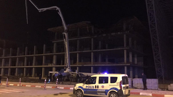 Sivas'ta inşaatta iskele çöktü: 4 kişi yaralı