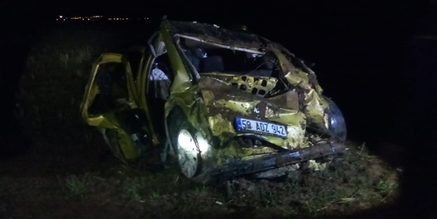 Sivas'ta kaza: 3 kişi yaralandı