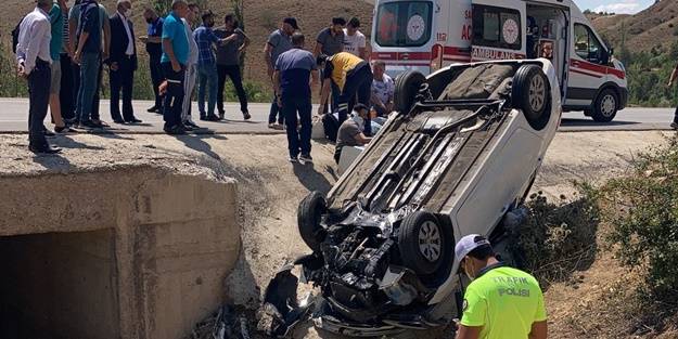 Sivas'ta kaza: Yaralılar var